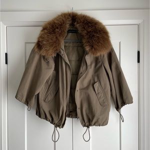 Sz L ZARA cropped jacket with detachable vest insert and faux fur collar!